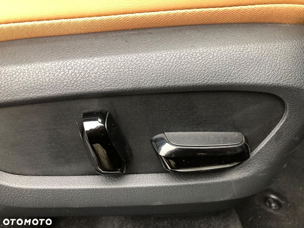 Lexus NX 350h Prestige AWD - 30