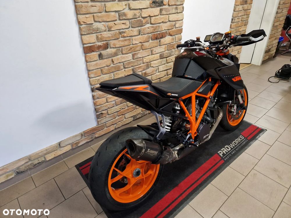 KTM Super Duke - 25
