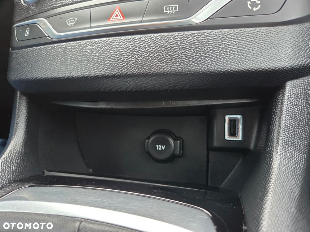 Peugeot 308 BlueHDi 130 Active Pack - 23