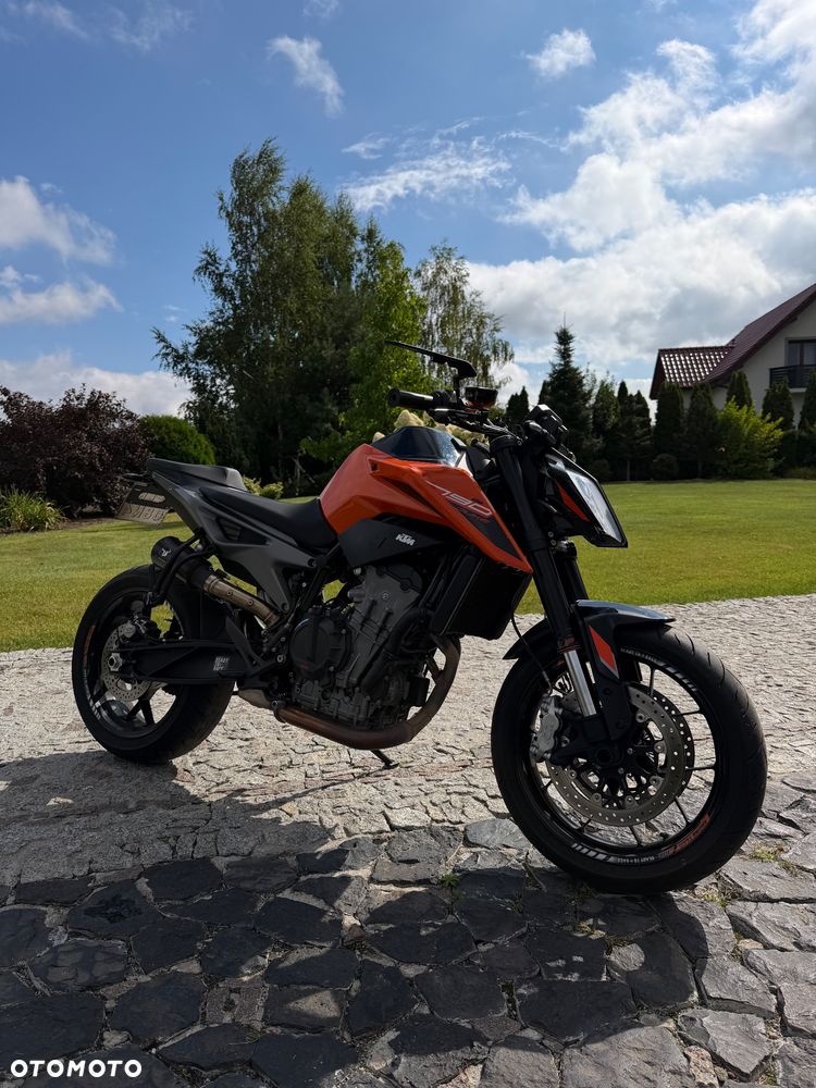 KTM Duke 790 - 1