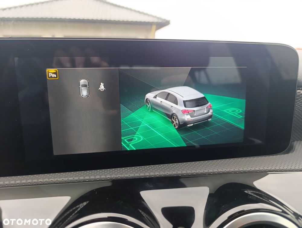 Mercedes-Benz Klasa A 160 Edycja specialna - 17