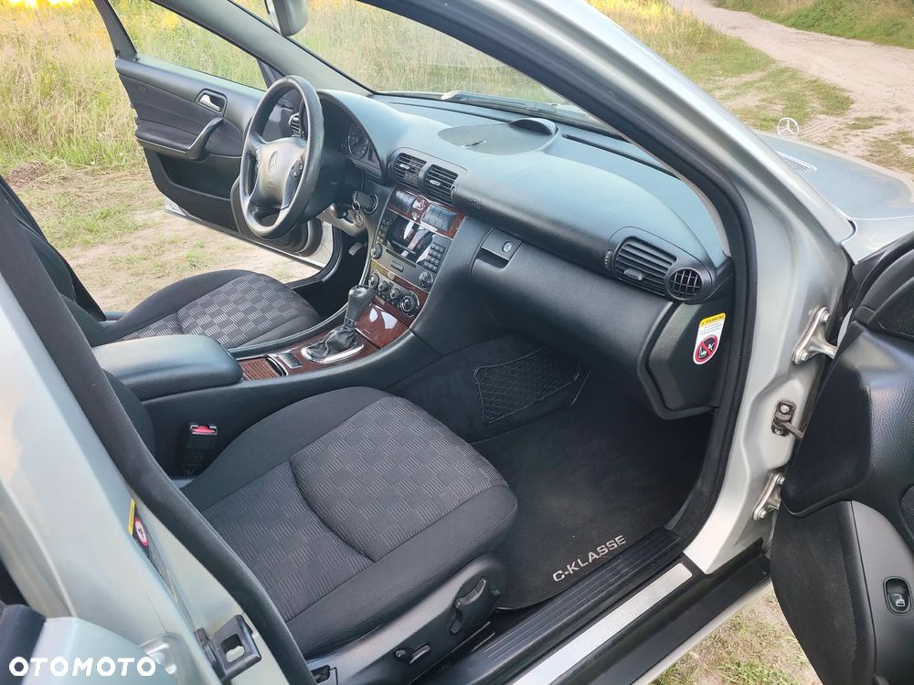 Mercedes-Benz Klasa C 220 CDI Automatik Classic - 9