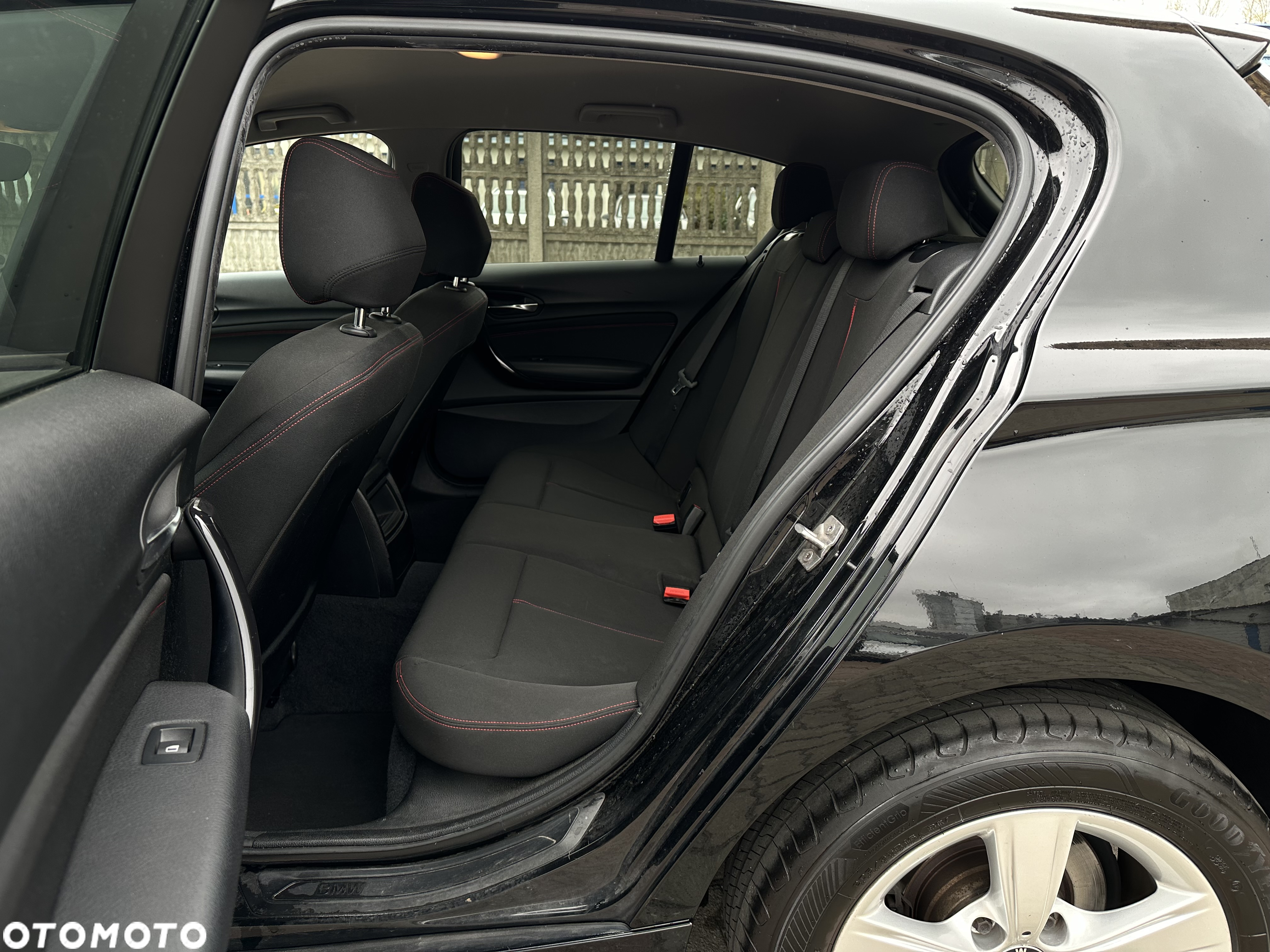 BMW Seria 1 116i - 18