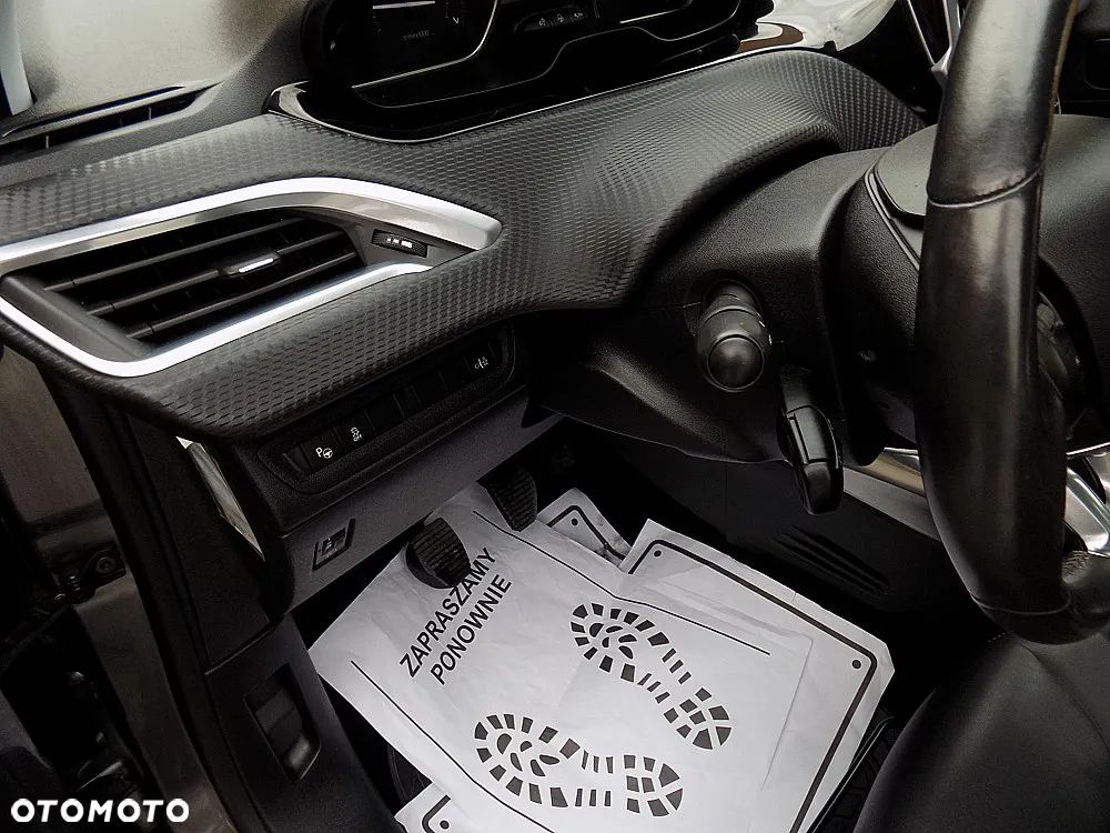 Peugeot 2008 PureTech 82 Style - 10