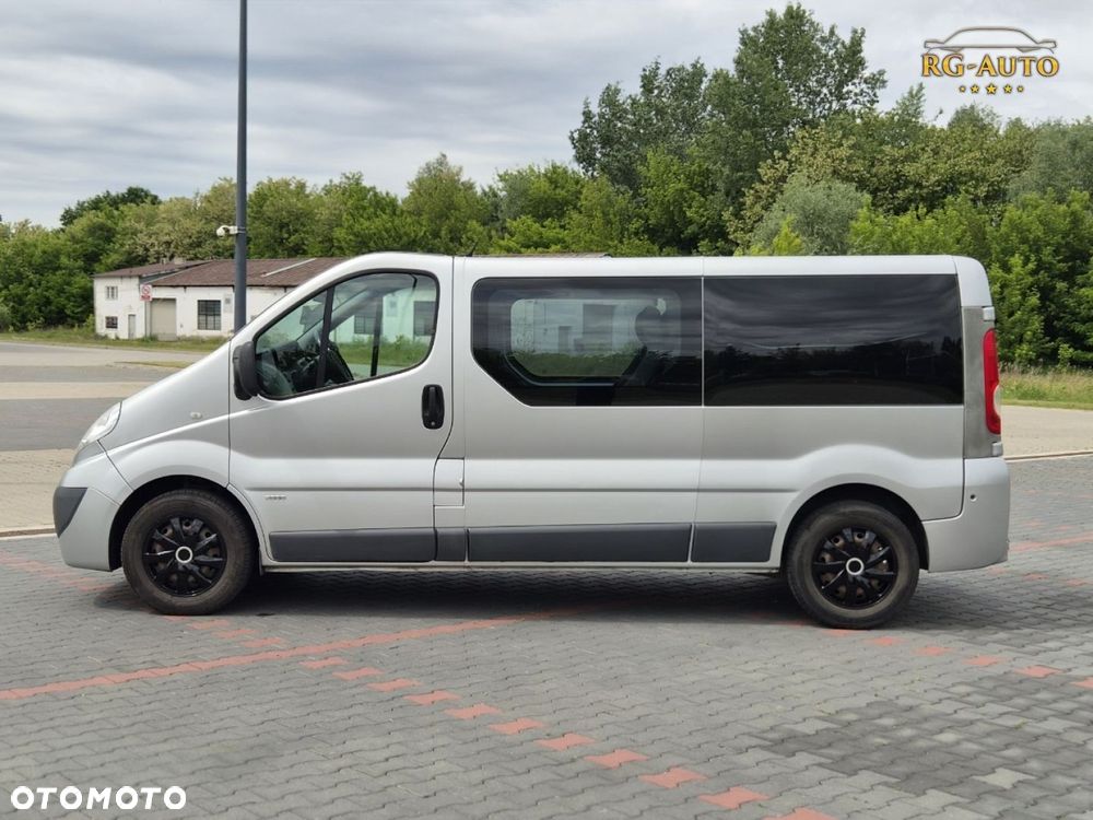Opel Vivaro - 13