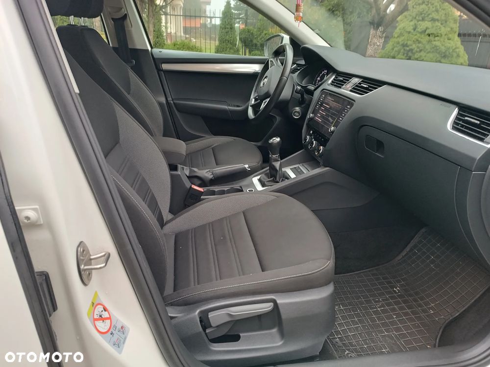 Skoda Octavia 1.6 TDI SCR Ambition - 12