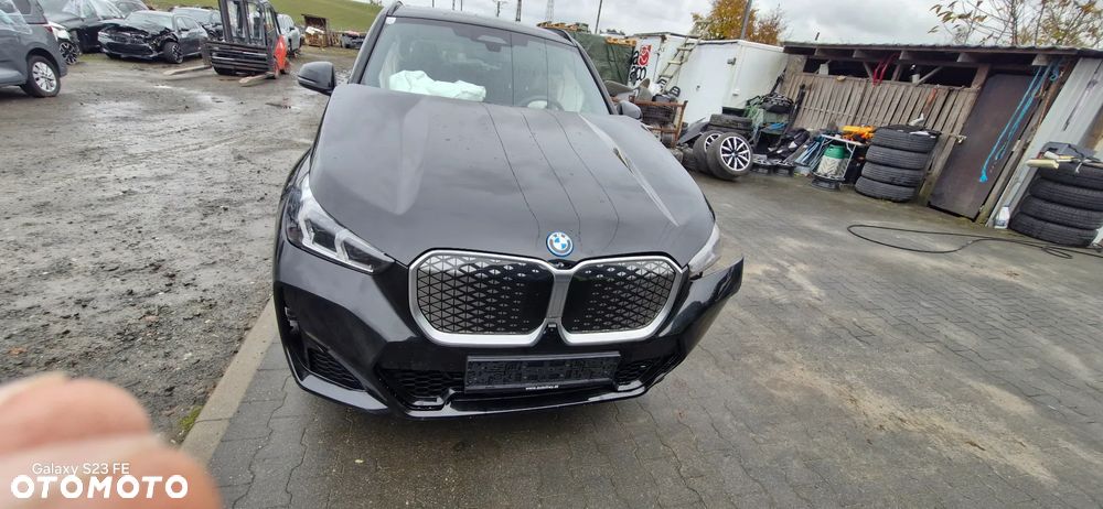 BMW iX1 eDrive20 66.5kWh M Sport - 3