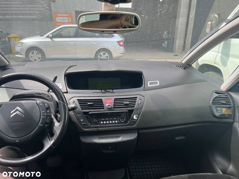 Citroën C4 Picasso - 12