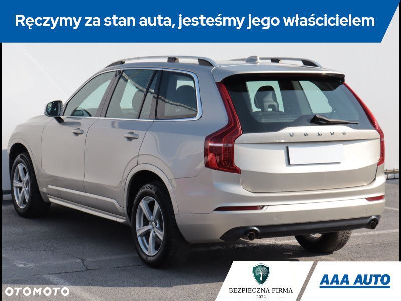 Volvo XC 90 - 6