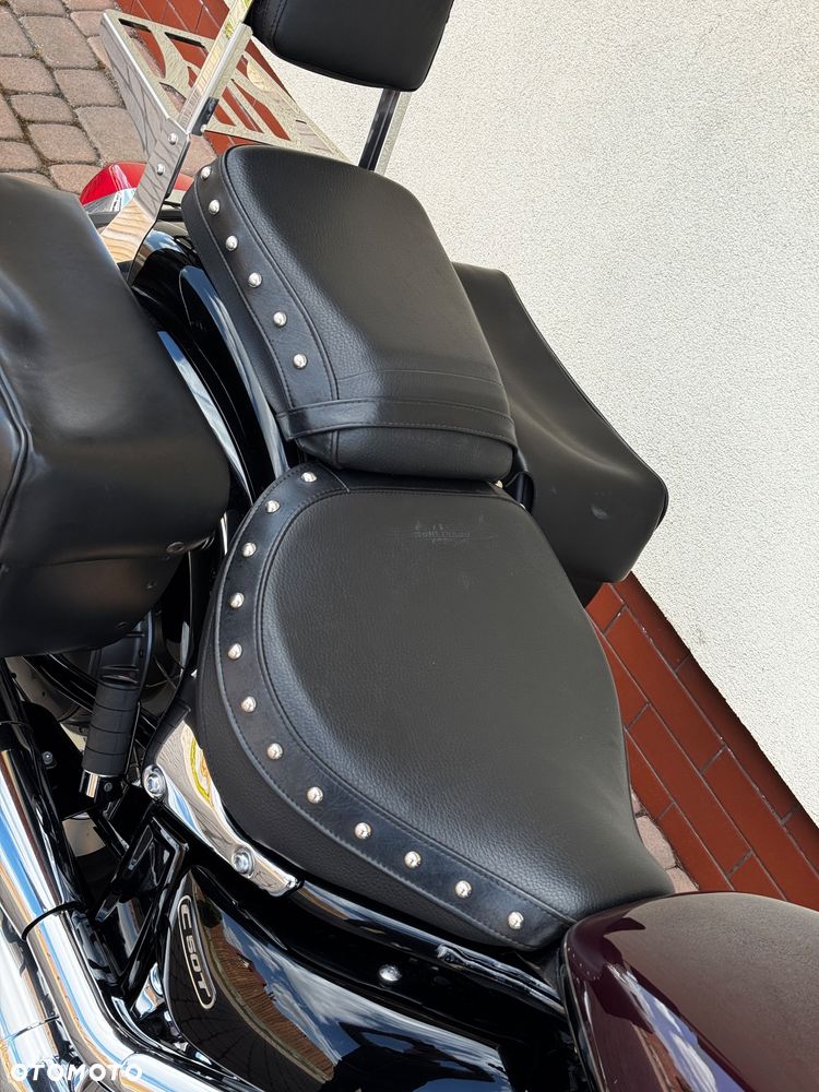 Suzuki VL 800 Volusia - Boulevard C50 - 9