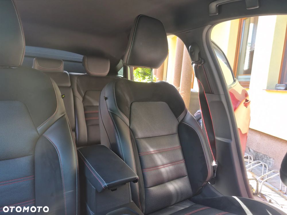 Renault Arkana 1.3 TCe mHEV R.S Line EDC - 21