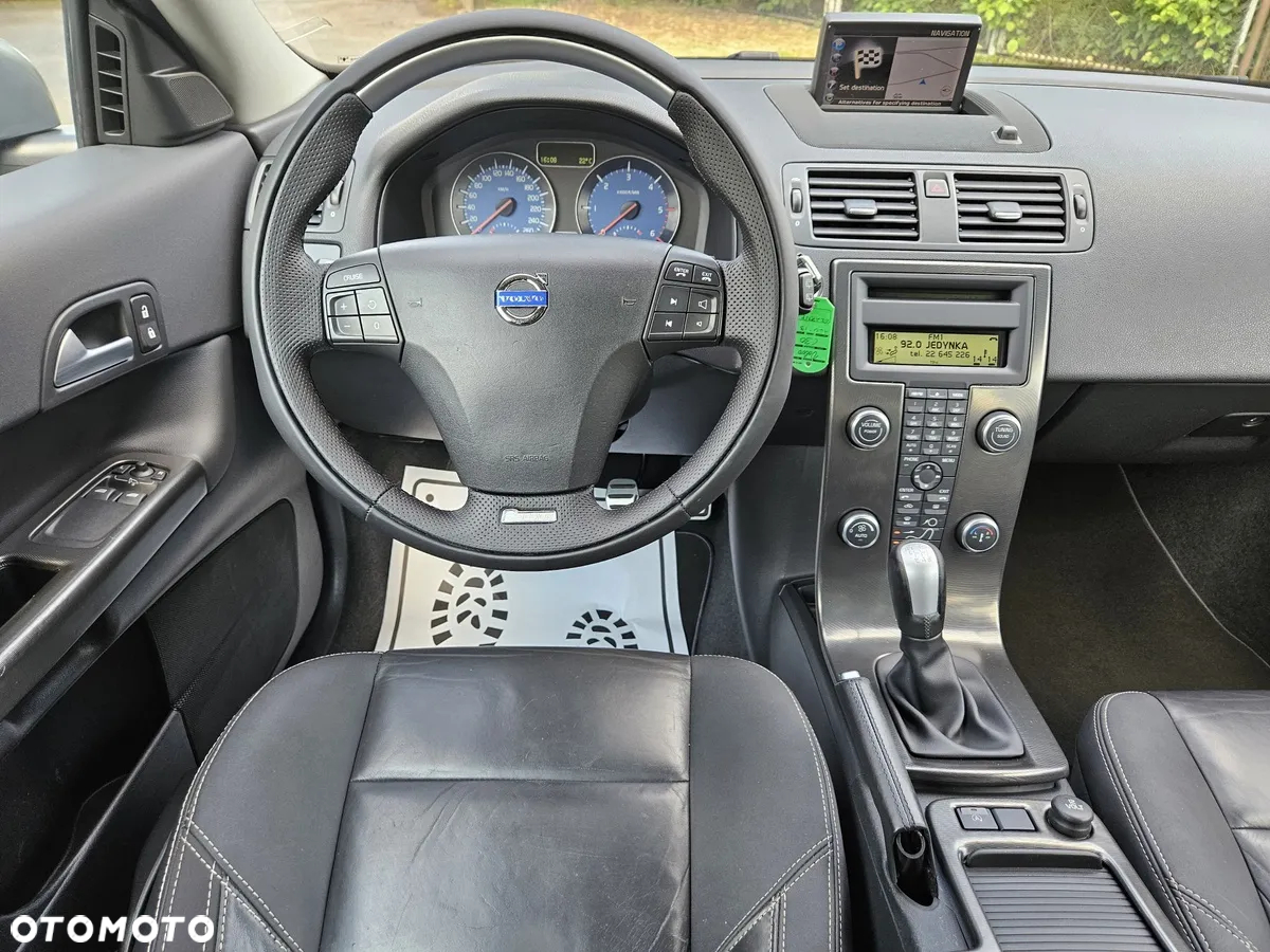 Volvo C30 D2 R-Design - 8