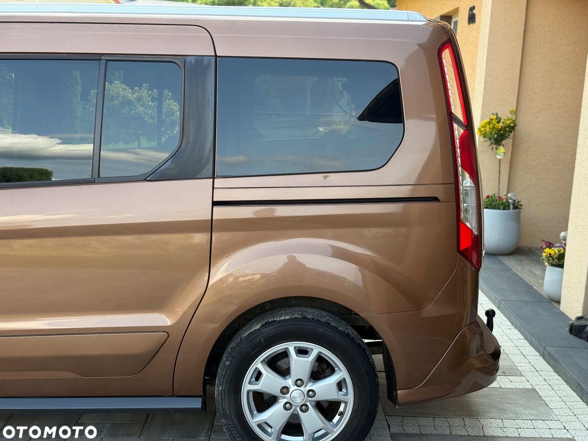 Ford Tourneo Connect 1.6 TDCi Titanium - 21
