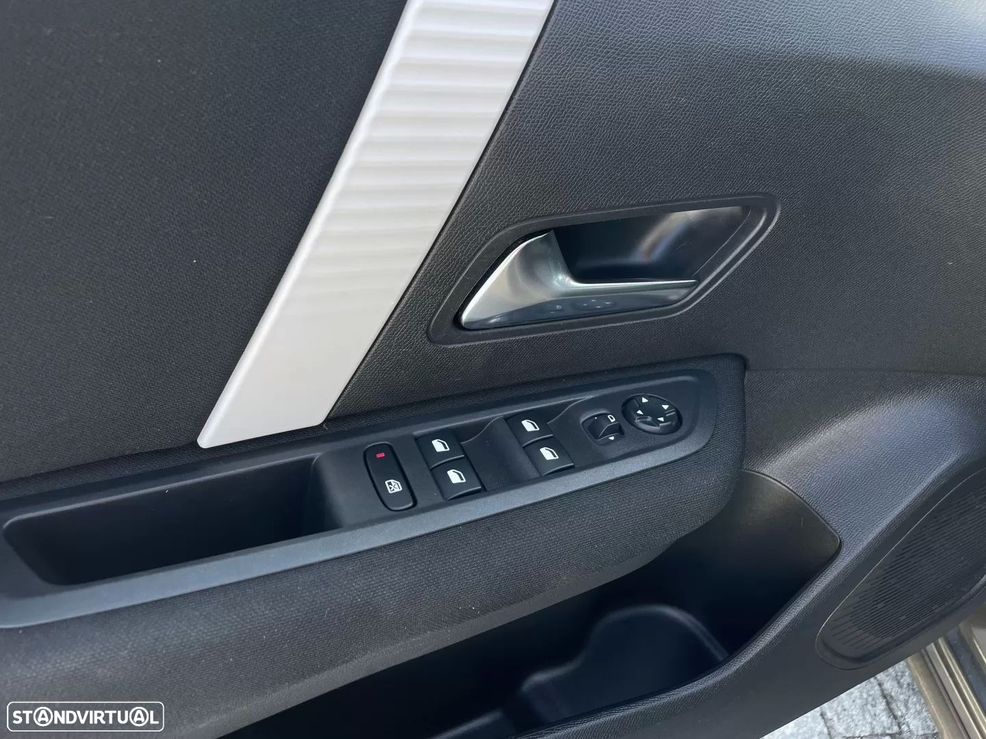 Citroën C4 1.2 PureTech Feel Pack EAT8 - 20