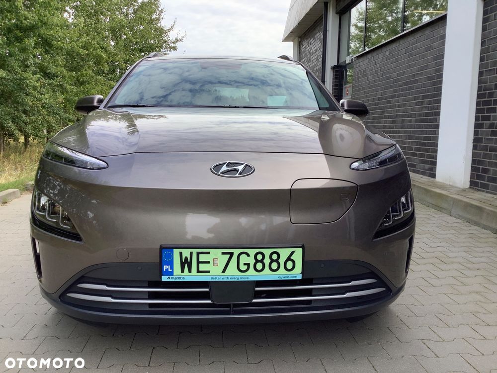 Hyundai Kona 64kWh Executive - 3