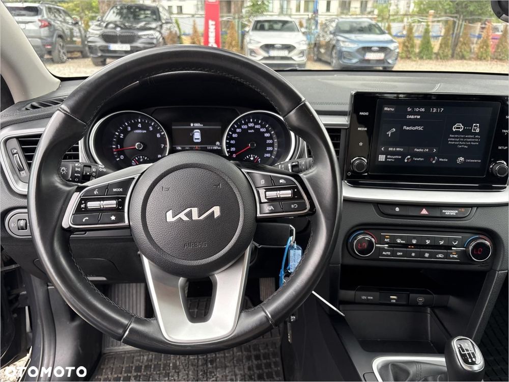 Kia Ceed 1.5 T-GDI M - 14
