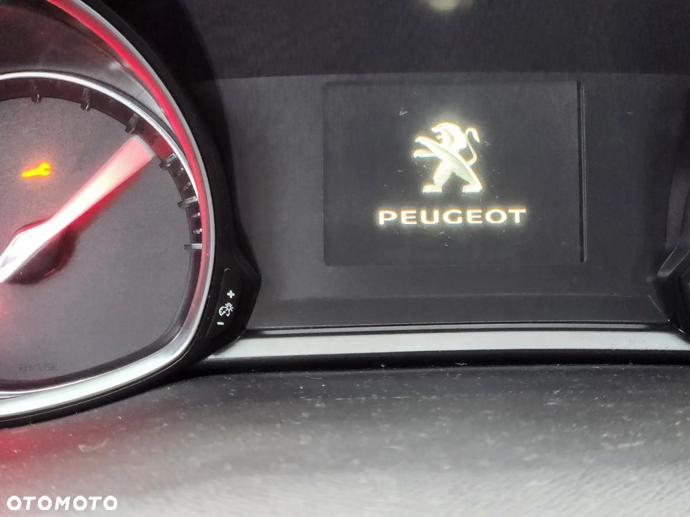 Peugeot 3008 THP 165 EAT6 Stop & Start Allure - 23