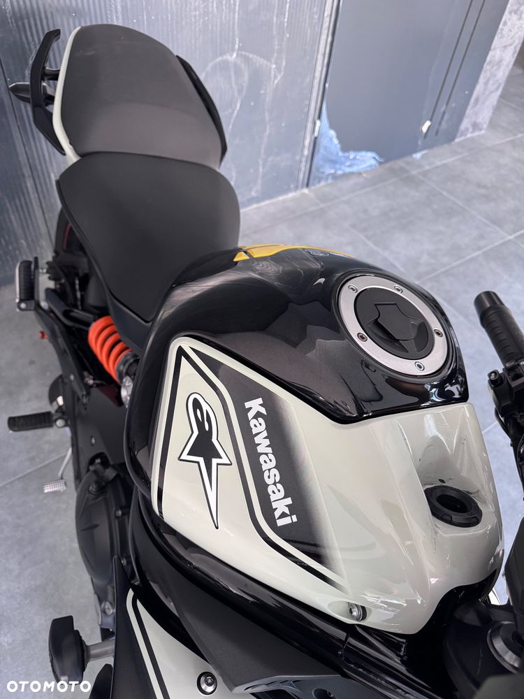 Kawasaki ER - 10