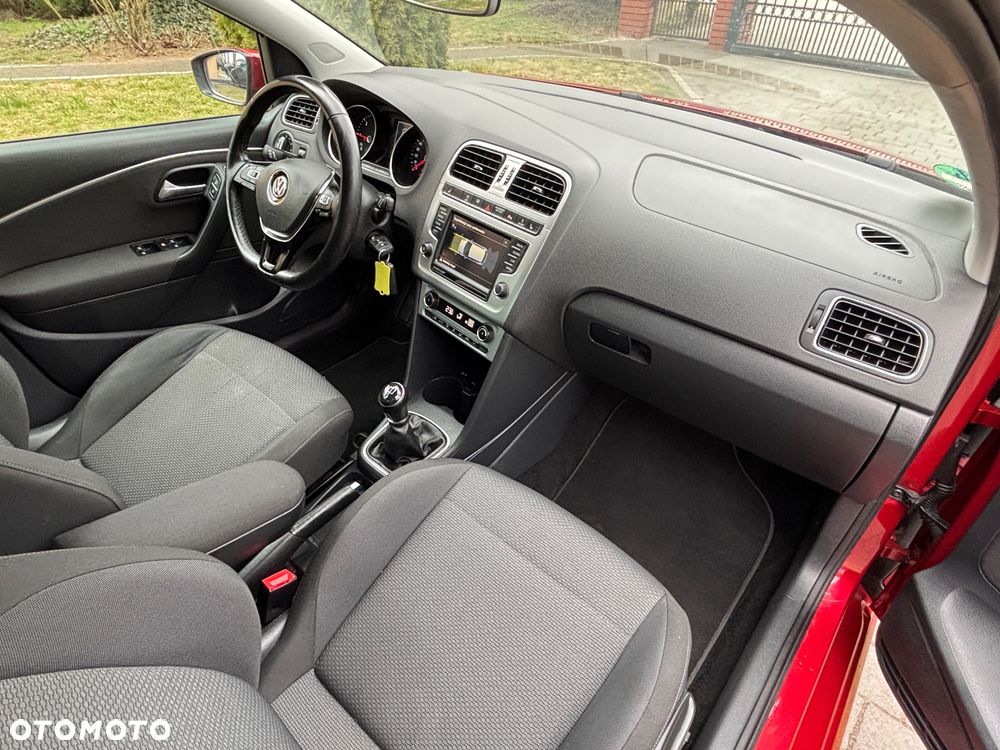 Volkswagen Polo 1.6 TDI Highline - 33