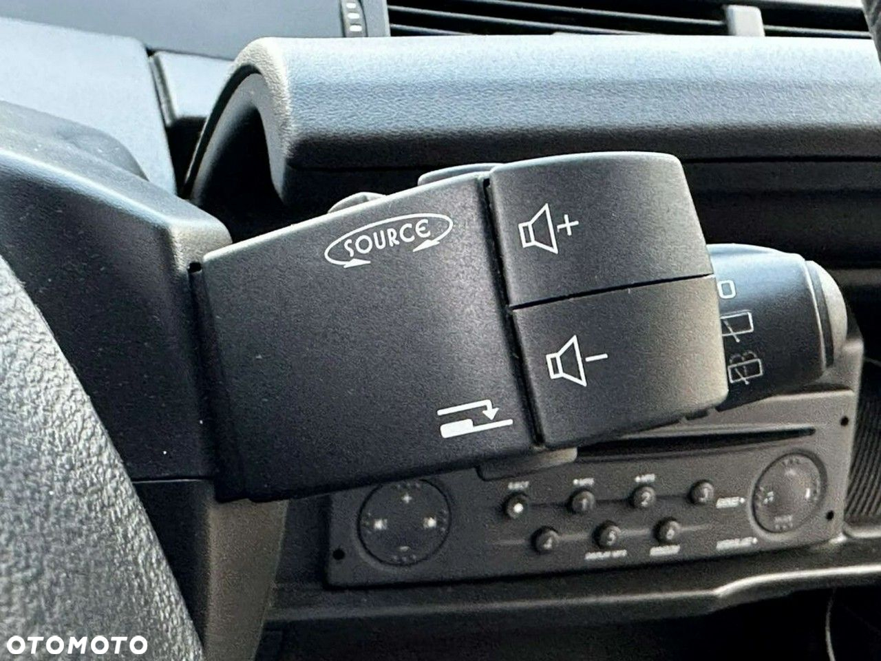 Renault Espace 2.0 Authentique - 25