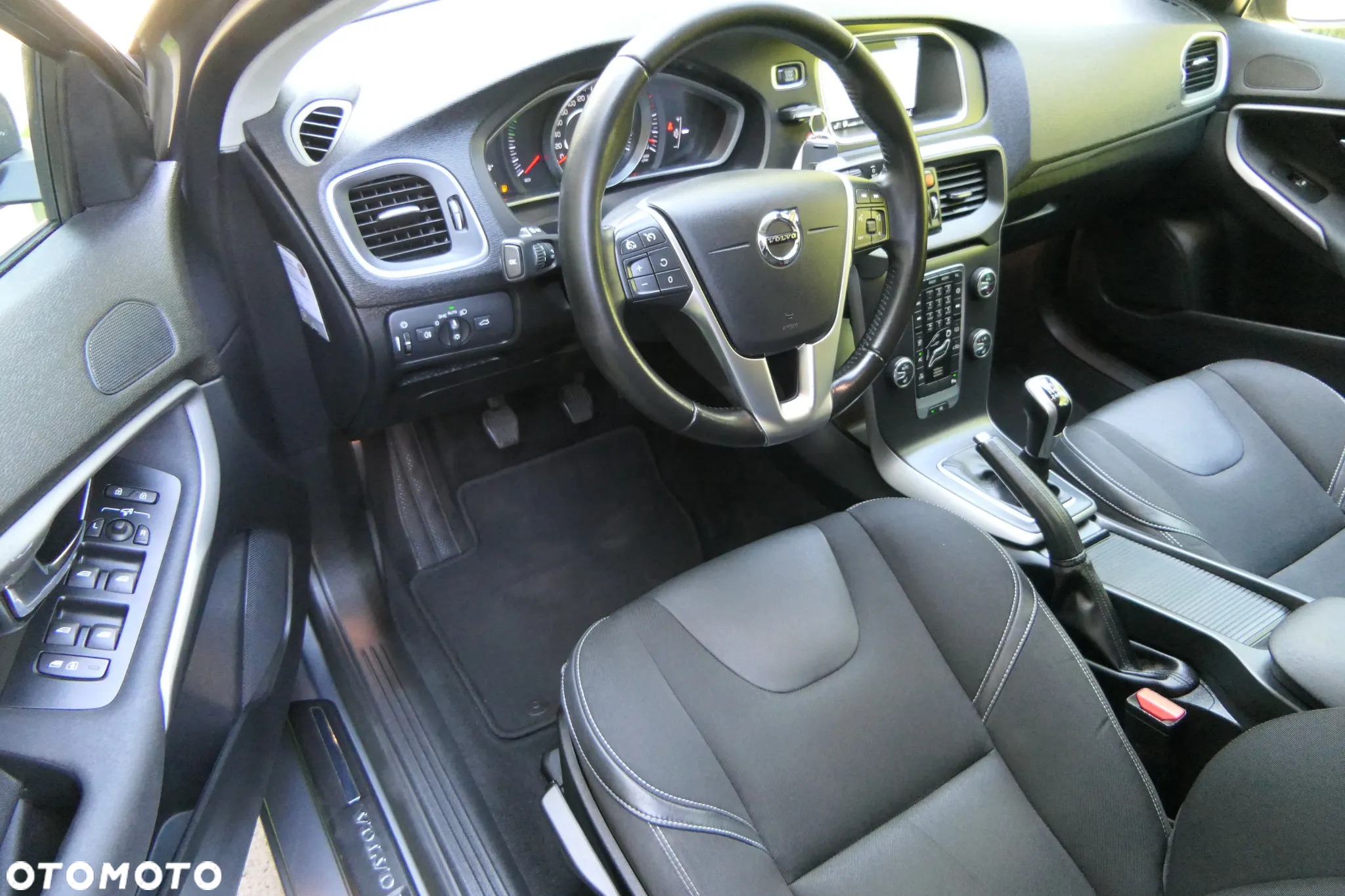 Volvo V40 D2 Drive-E Inscription - 14