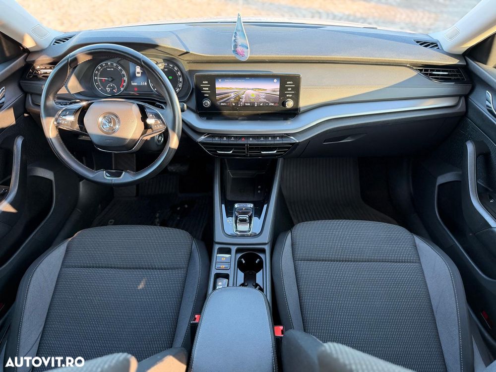 Skoda Octavia 2.0 TDI DSG Style - 6