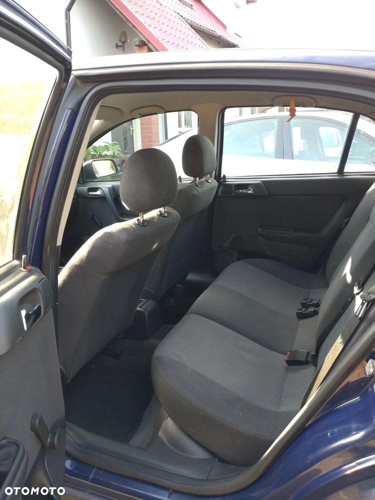 Opel Astra II 1.2 Start - 7