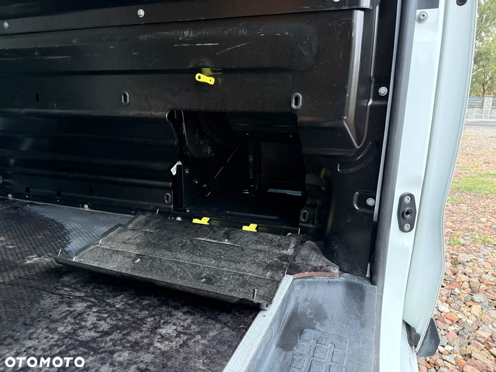 Toyota Proace - 25