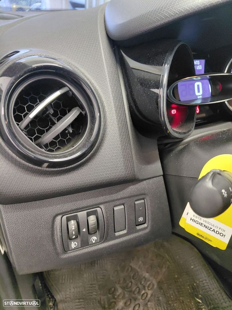 Renault Clio 0.9 TCe Limited - 20