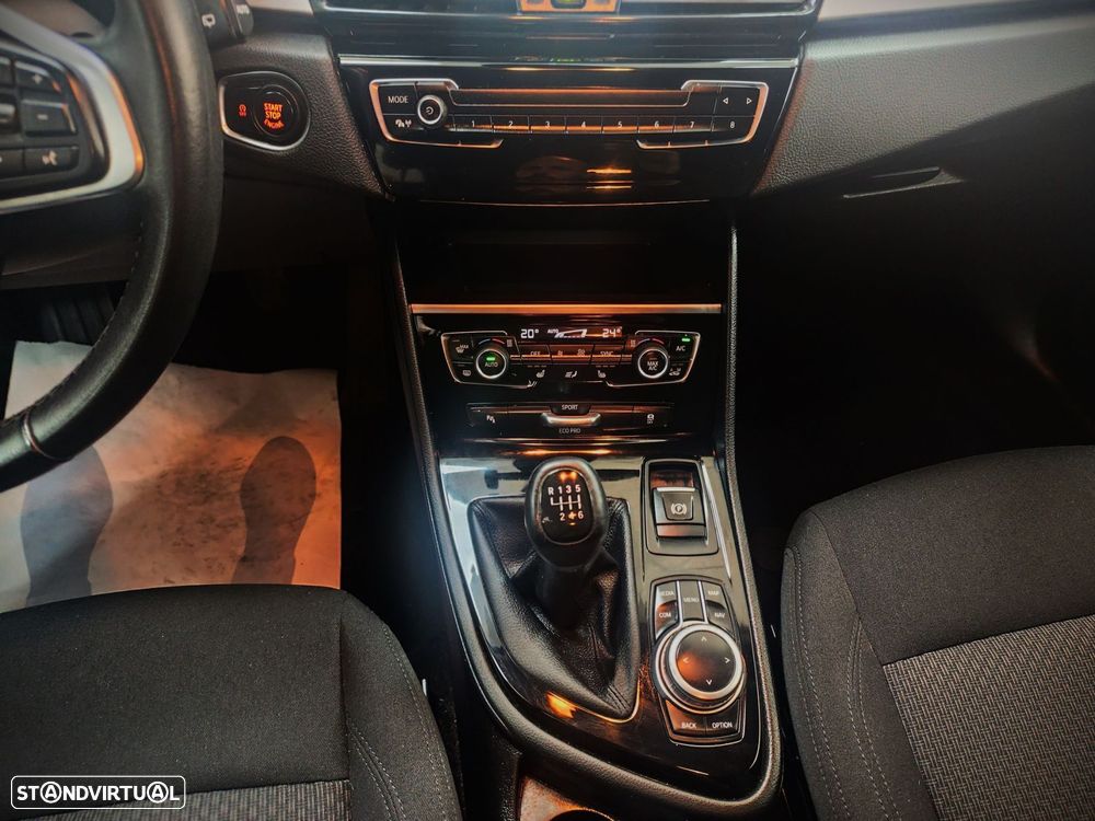 BMW 216 Gran Tourer i 7L Line Sport - 13