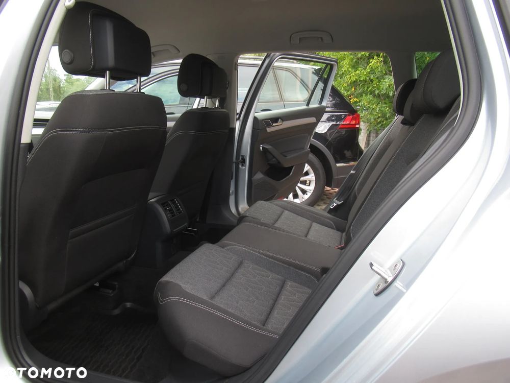 Volkswagen Passat 2023