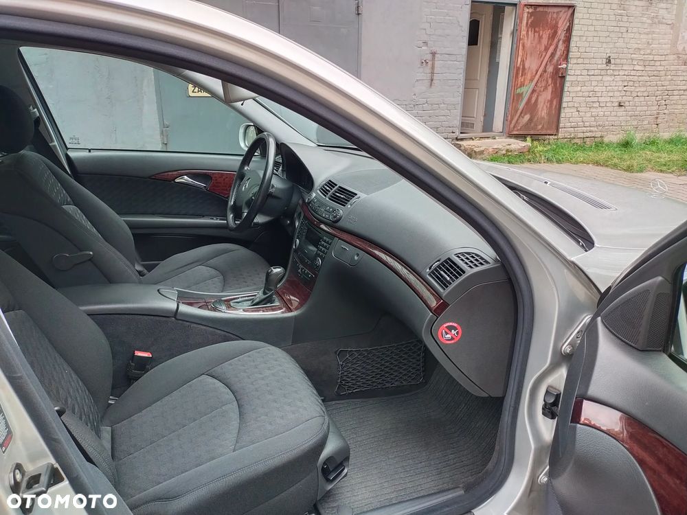 Mercedes-Benz Klasa E 220 CDI Automatik Classic - 13