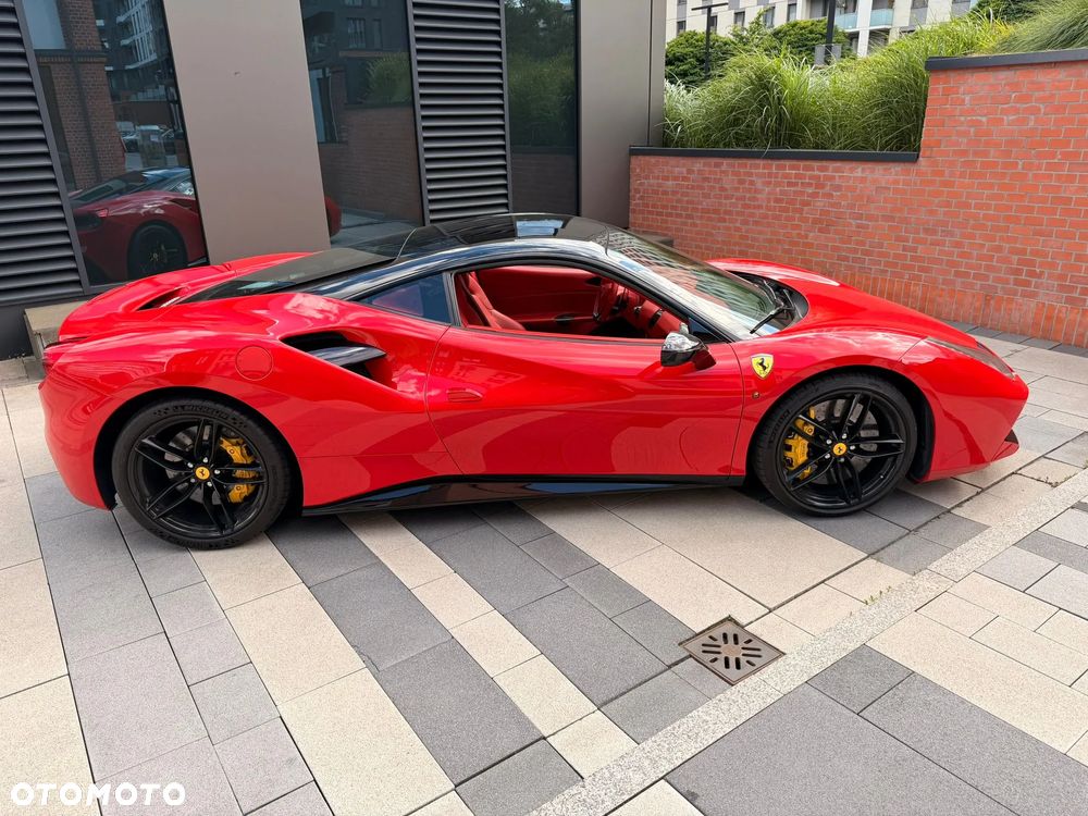 Ferrari 488 - 9