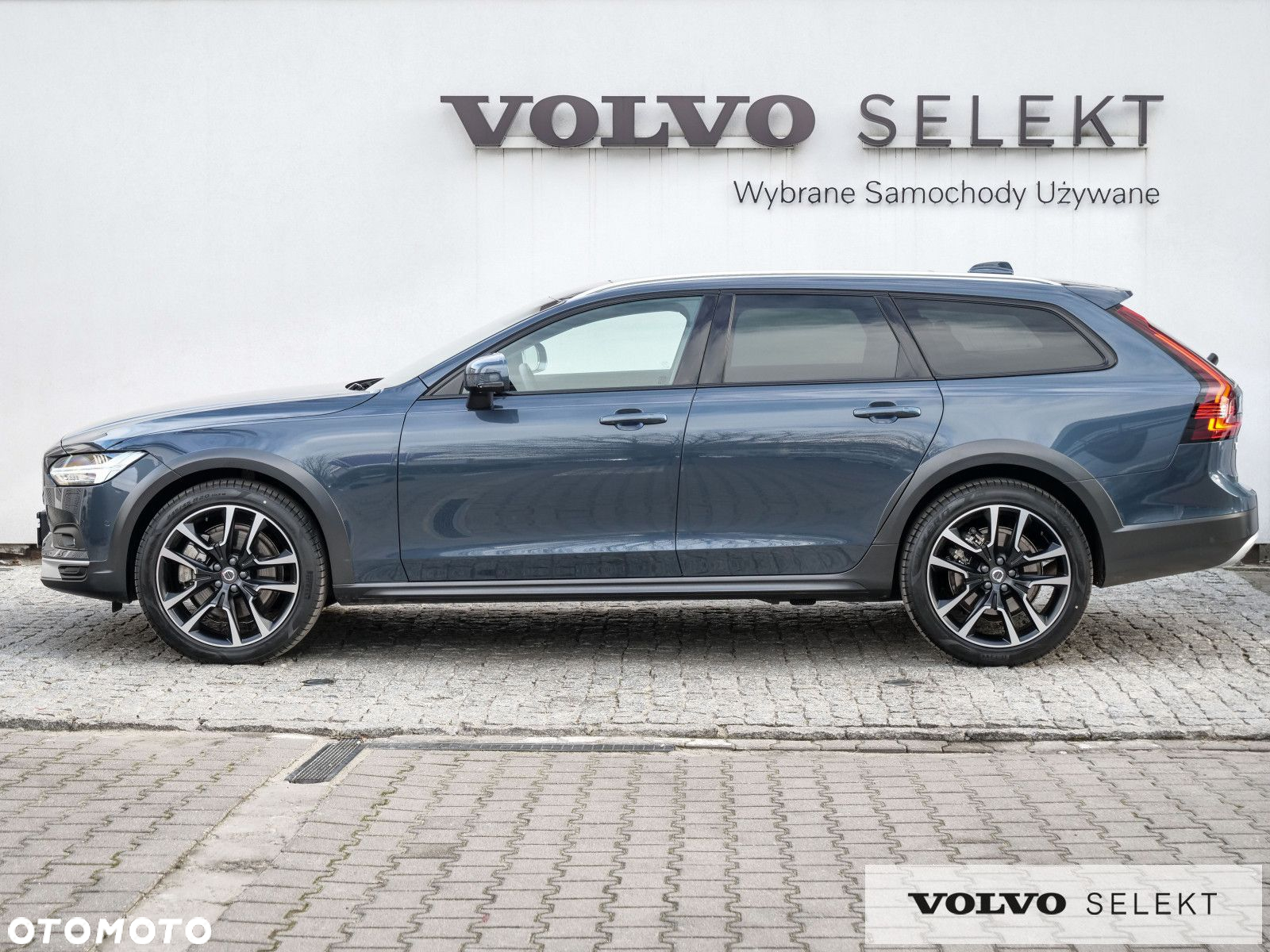 Volvo V90 Cross Country - 6