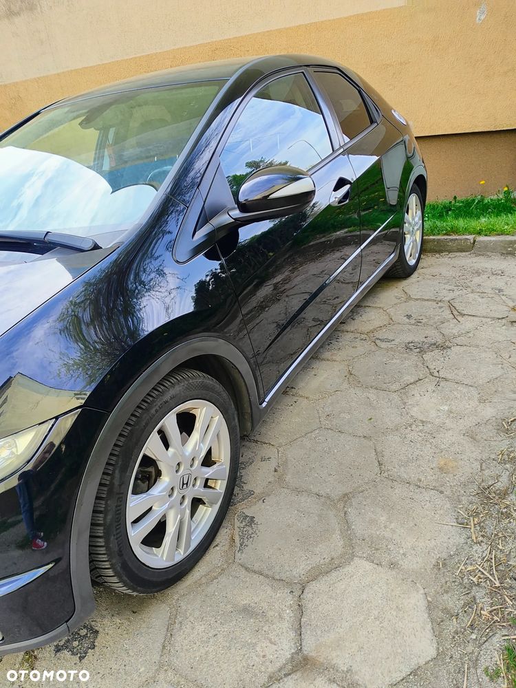 Honda Civic 1.8i-VTEC Sport - 2