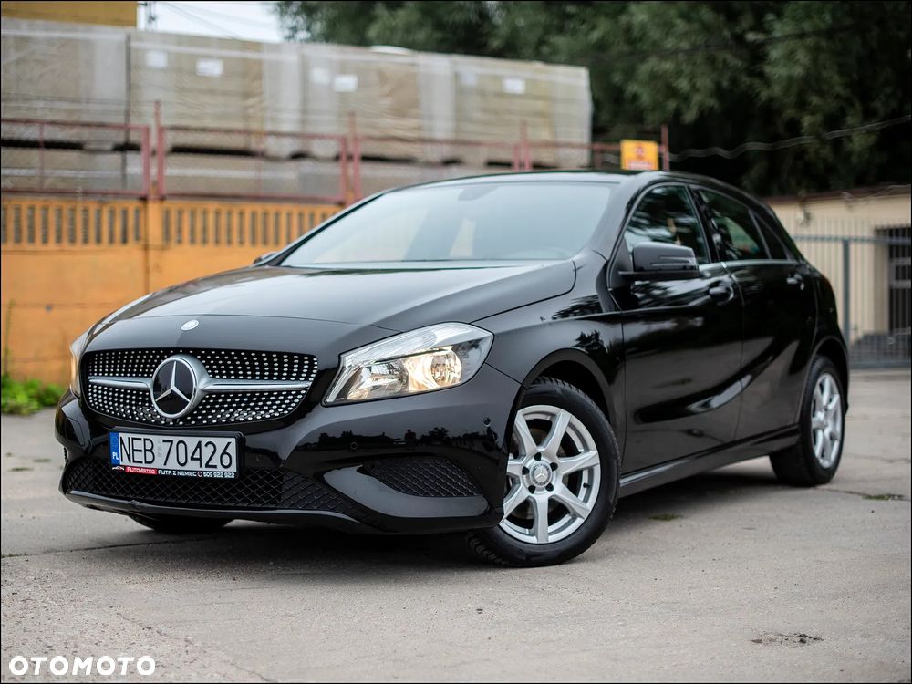 Mercedes-Benz Klasa A 180 (BlueEFFICIENCY) Urban - 4