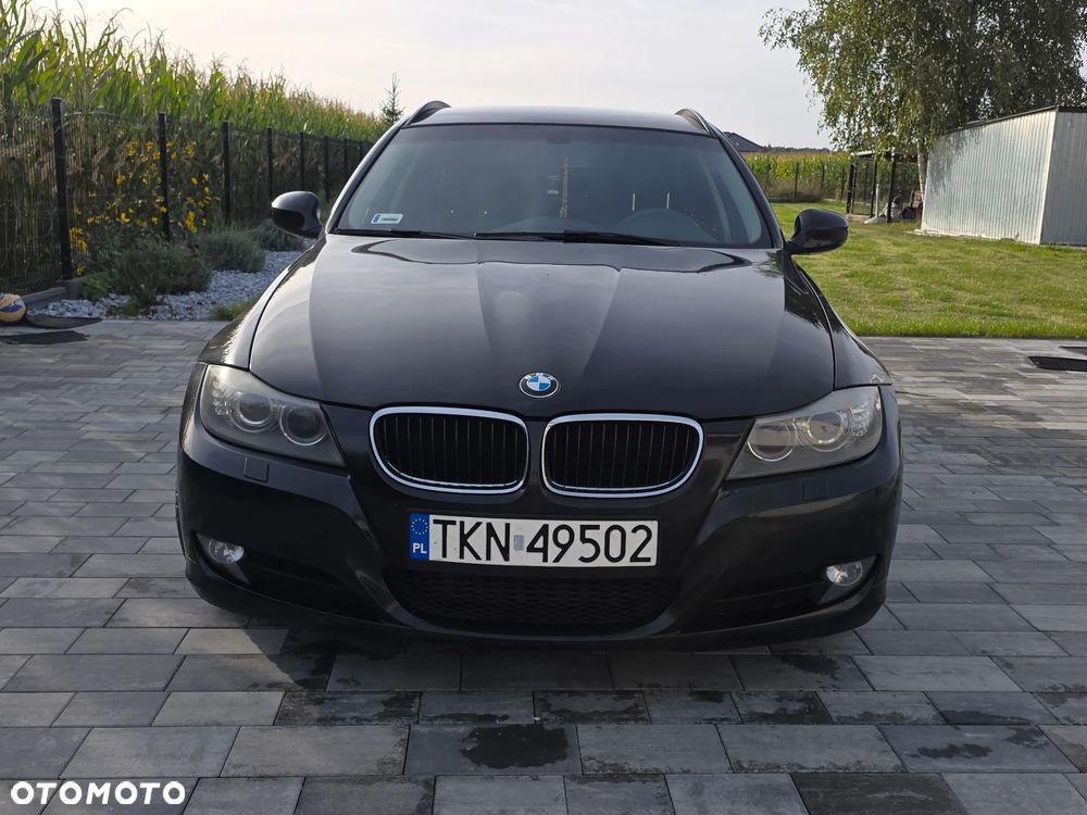 BMW Seria 3 320d DPF Touring - 1