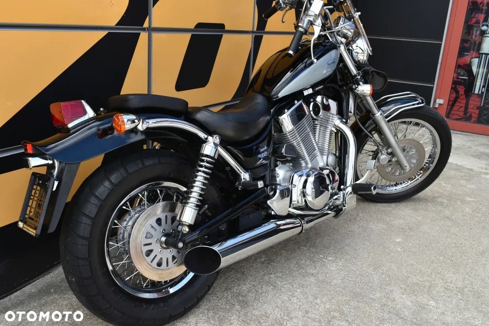 Suzuki Intruder - 30