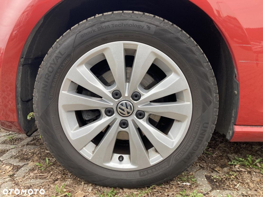 Volkswagen Golf 1.2 TSI BMT Comfortline - 28