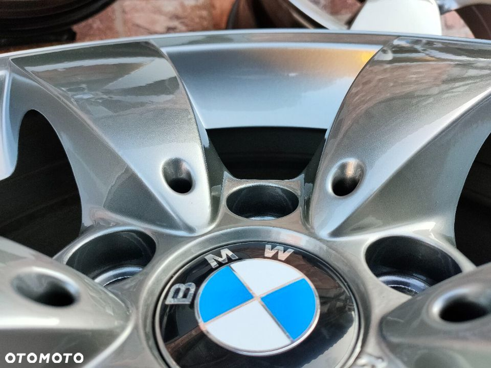 Oryginalne felgi 17 BMW E60 ET20 5x120 E65 E39 E46 xDrive E36 F10 E90 E32 E38 E92 X1 X3 Styling 138 - 17
