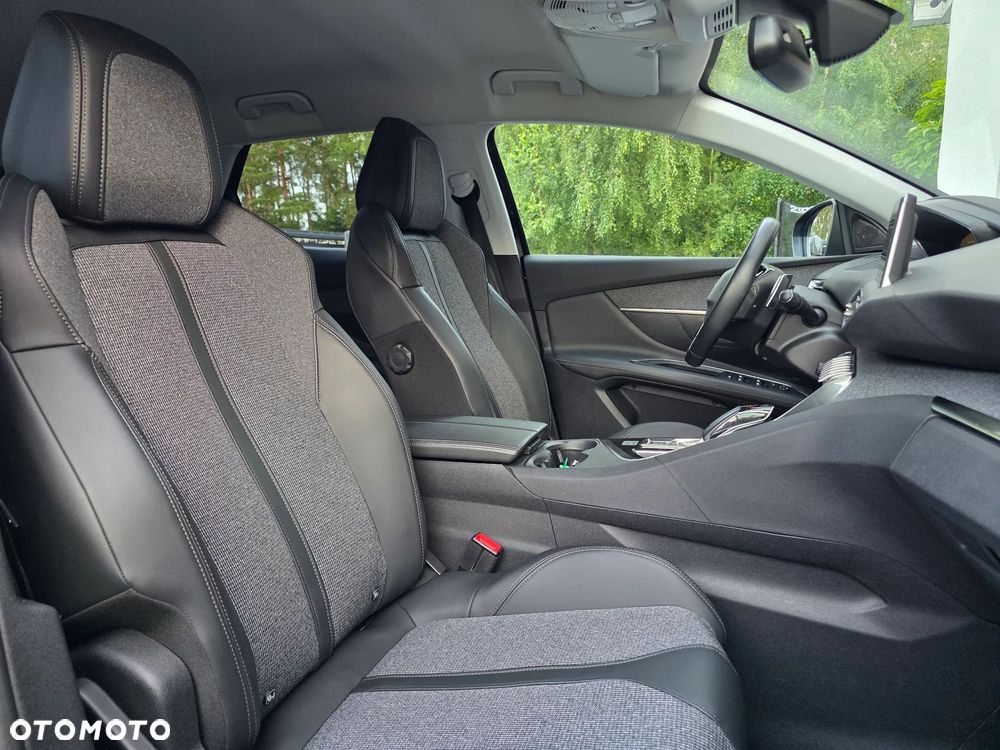 Peugeot 3008 1.5 BlueHDi Allure Pack S&S EAT8 - 27