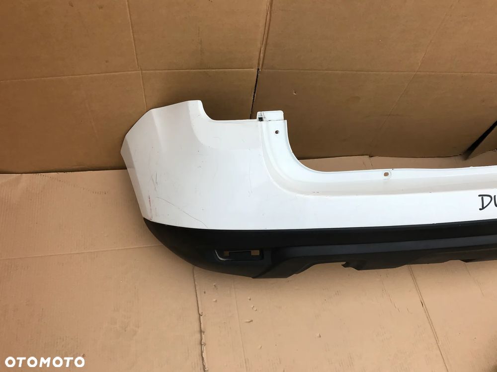 DACIA DUSTER ZDERZAK TYŁ - 4