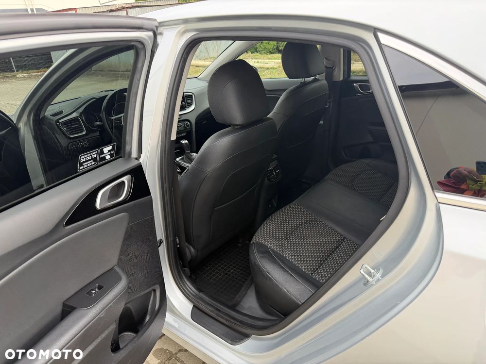 Kia Ceed 1.5 T-GDI L - 23