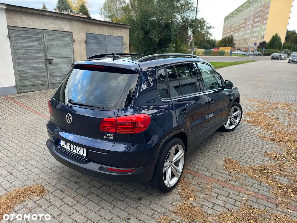 Volkswagen Tiguan - 10
