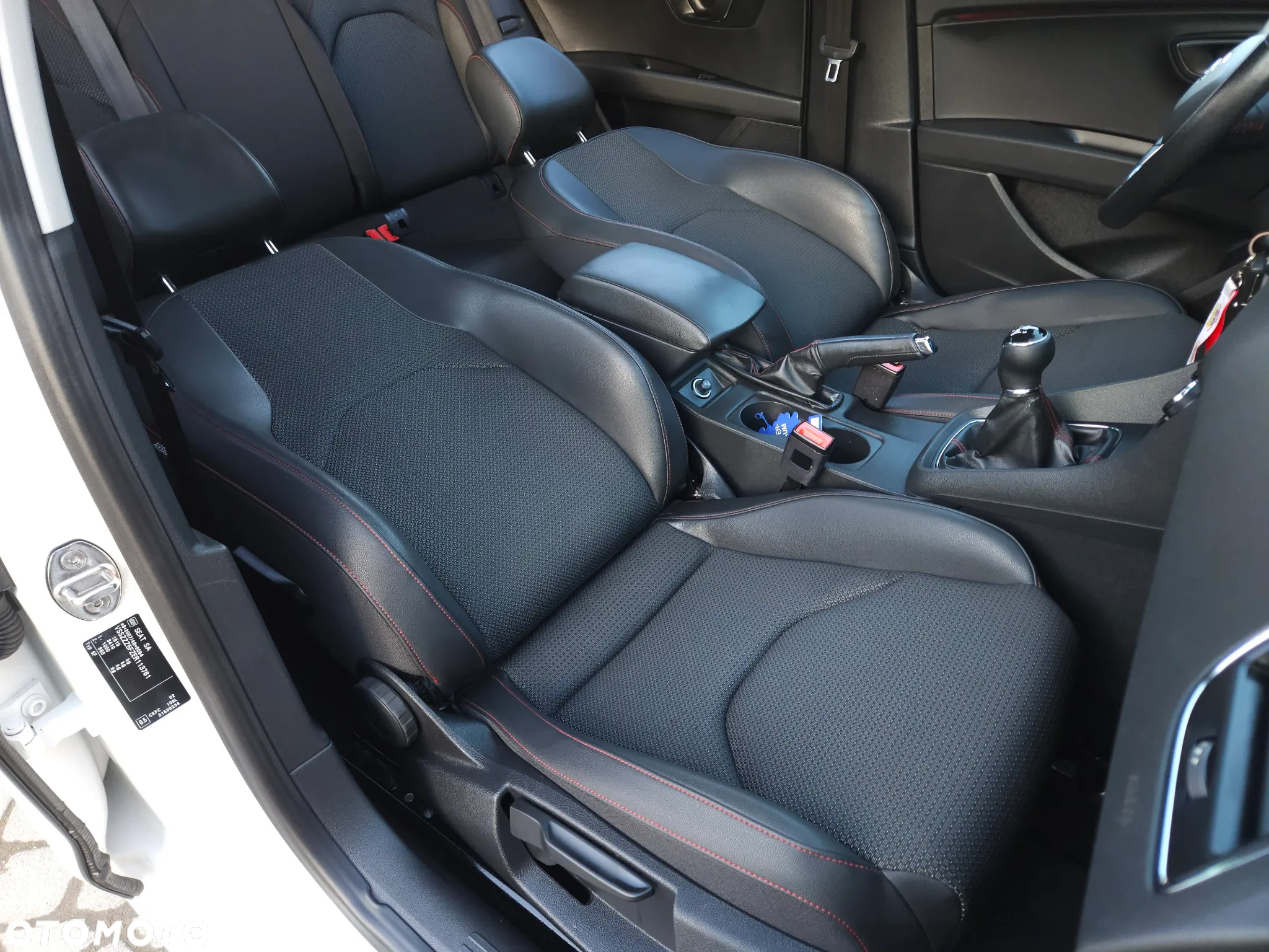 Seat Leon 2.0 TDI DPF FR Black Matt Edition - 38