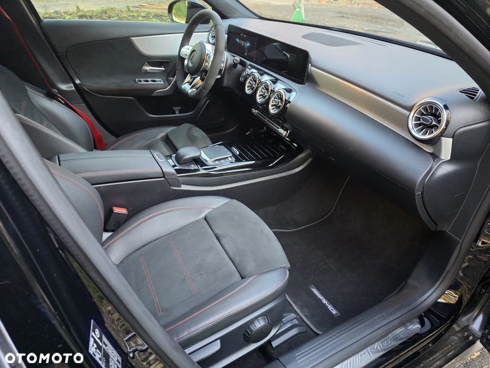 Mercedes-Benz Klasa A AMG 45 S 4Matic+ AMG Speedshift DCT 8G Limited Edition - 17