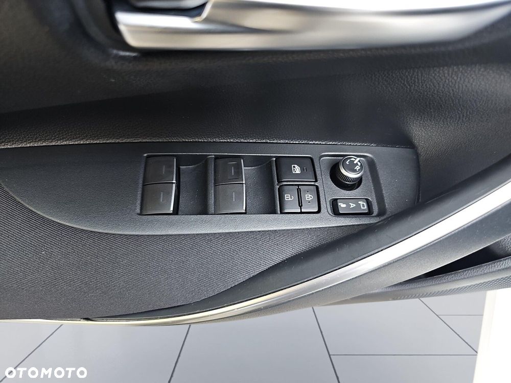 Toyota Corolla 1.8 Hybrid Comfort - 19