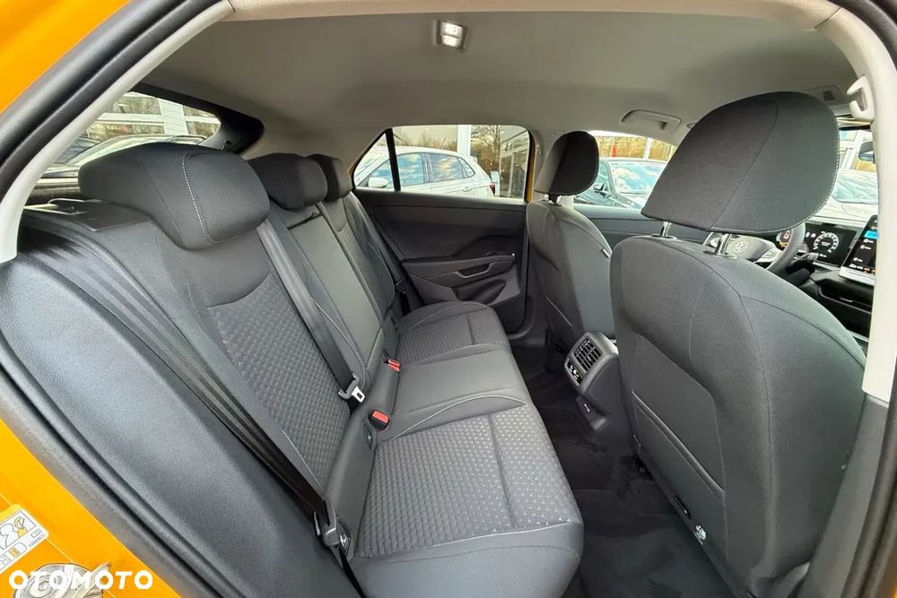 Volkswagen T-Roc 1.5 eTSI Trend DSG - 19