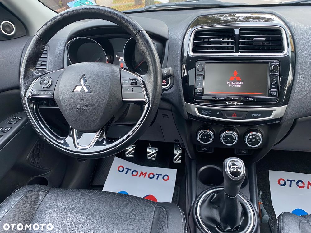 Mitsubishi ASX 1.6 Intense Plus Navi Blue Edition - 12