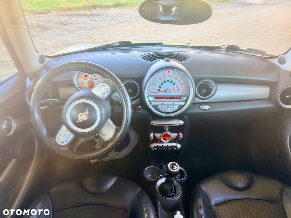 MINI Cooper S - 6